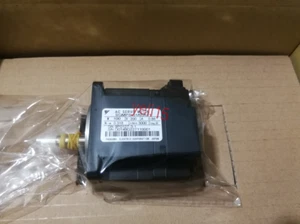 YASKAWA SGMPS-01ACA21 SERVOMOTORE SGMPS01ACA21 nuovo con scatola spedizione celere - Foto 1 di 2