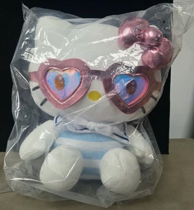 KidRobot Hello Kitty Large Plüsch - Köderanzug - Bild 1 von 4