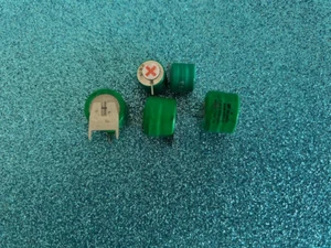 ** LOTE DE TRABAJO ** 3 x Pilas Recargables Nimh 2.4v 80mah PLUS más - Imagen 1 de 1