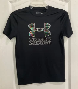 Under Armour Heatgear Boy Black's T-Shirt Size Youth Medium Logo Front Loose 71 - Picture 1 of 5
