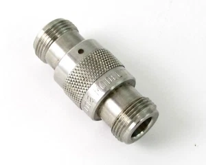 NUEVO Adaptador Coaxial Narda Modelo 77 - Tipo-N F a Tipo-N F, DC-18 GHz, 1.20 VSWR - Imagen 1 de 3