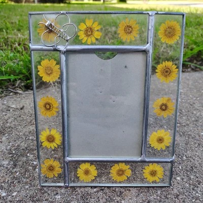 Vintage Metal Leaded Glass Photo Frame Pressed Sunflowers Boho Cottage  - Image 1 of 4