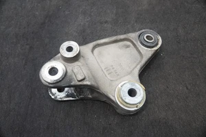 Front Left Upper Rocker Control Arm Bracket 4865285AA Chrysler Plymouth Prowler - Picture 1 of 3