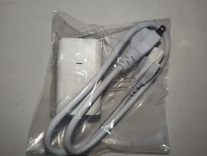 Ubiquiti Networks 24V(0.3A) Gigabit Ethernet US Version PoE Adapter Model POE-24 - Picture 1 of 2