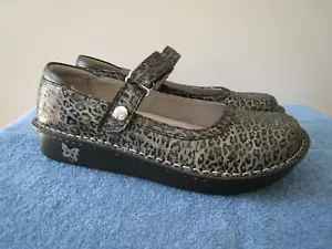 Women's Alegria Belle Mary Janes Wilder 37M US 7-7.5 Silver/Black Animal Print - Picture 1 of 6