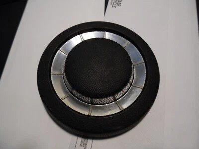 MoPar 70 道奇 Dart 黑色银色喇叭按钮 1970 年原始设备制造商 — 第 1/4 张图片