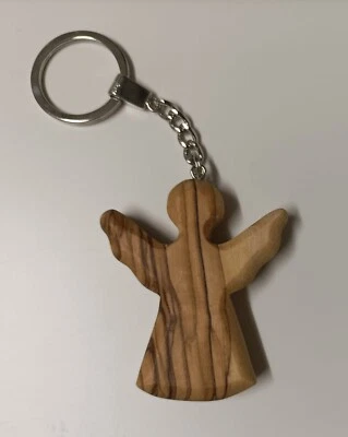 MICHEL TOYS Schutzengel Olivenholz Schlüsselanhänger Glücksbringer Weihnachten Engel Holz