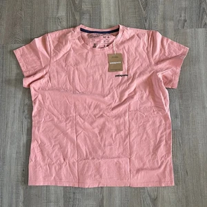 Patagonia Women's Sun Fade Pink Short Sleeve P-6 Mission Organic T-Shirt - M - Picture 1 of 2