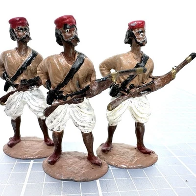 World War Middle Eastern Turkish Military Toy Soldier Infantry Painted Figures - Image 1 of 4
