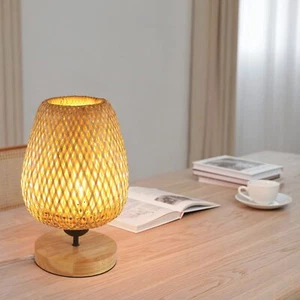 Handgeflochtene Bambus-Tischlampe 30cm E27 Holzsockel Druckschalter Naturfaser - Bild 1 von 7