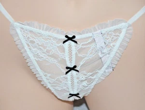 Victoria's Secret Dream Angels White Lace Peek a Boo Vstring Thong XL XLarge - Picture 1 of 12