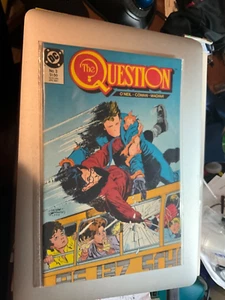 The Question #3 1987 DC Comics Bill Sienkiewicz Denys Cowan Cover  NM - Picture 1 of 2