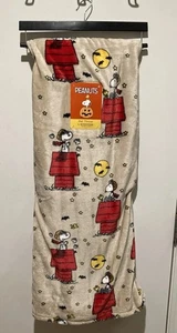 PEANUTS Snoopy Decke 75. Jahrestag Halloween roter Baron 60” x 70” Neu mit Etikett - Bild 1 von 5