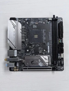 GIGABYTE B450 I AORUS PRO WIFI AMD Ryzen Sockel AM4 DDR4 B450 ITX Mainboard - Bild 1 von 1