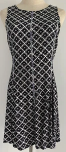TIGERLILY Women's Dress Size 8 - black & white print zip back - Picture 1 of 4