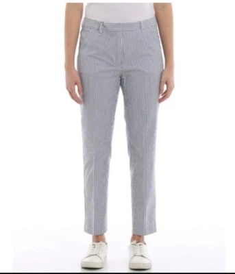 Max Mara Weekend Ladies Cropped Flare Pants. Size 10 - Image 1 of 4