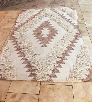 New Wool Rectangular RUG, HAND-WOVEN Cream  High-Low Pile Boho RUG 93”x 65,2” - Image 1 of 4