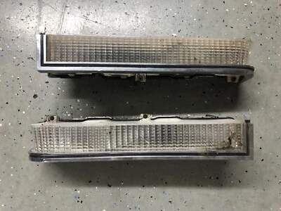 Oldsmobile 98 1976 luces de señalización delanteras Donk 76 Olds Foto 1 de 4