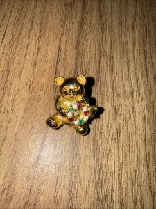 Spilla orsacchiotto natalizio tono oro con strass multicolore - Foto 1 di 3