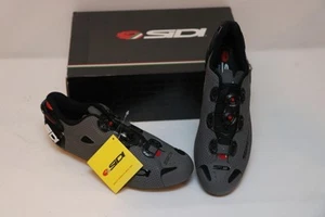 Nuove scarpe Sidi uomo Shot Air bici da strada 43 9 grigio opaco nero 3 bulloni sfiato carbonio - Foto 1 di 5