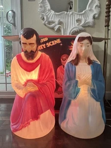 Set Natività Natalizia Vintage Impero Soffiato 28" Sacra Famiglia ILLUMINATO EUC - Foto 1 di 3
