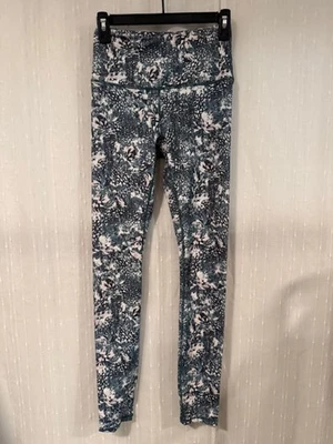 GAIAM 女式 XS 码全长紧身裤蓝色/绿色花卉抽象  — 第 1/4 张图片