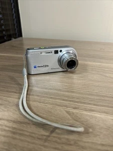 Sony Cyber-Shot DSC-P200 7,2 MP ARGENTO fotocamera digitale - testata e funzionante - Foto 1 di 5