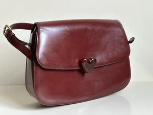 Moschino Crossbody Bag 1990 Vintage Patent Leather Burgundy Red Turtle Heart 🤎 - Picture 1 of 15