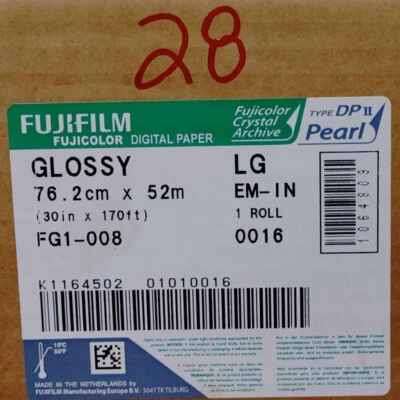 Nuevo Papel Película Archivo Cristal Fujicolor 76.2cmX52m 30"X170' Perla Brillante FUJI Foto 1 de 4