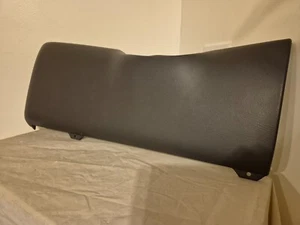 1999-06 Chevy GMC Knee Bolster Trim Lower Silverado Tahoe Suburban Sierra Yukon - Foto 1 di 6