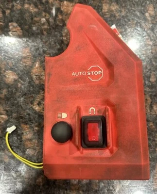 Milwaukee 4272-21 1-5/8" Electromagnetic Drill Magnet Side Panel And Switch - Image 1 of 4