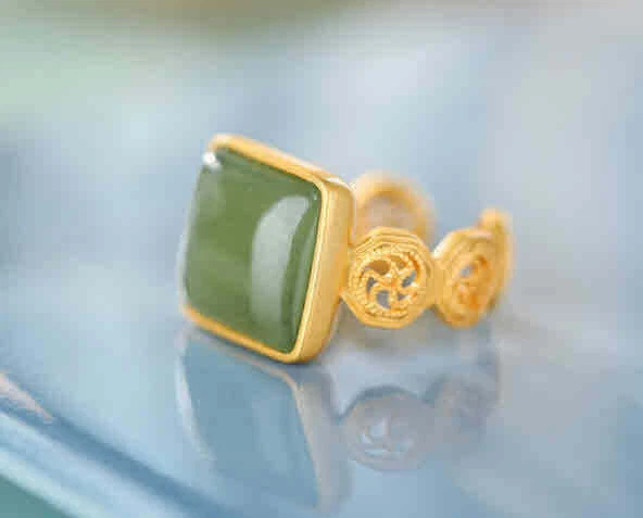 B23 Anello Giada Verde Quadrato Mulinello Ruota 925 Sterling Placcato Oro Aperto - Immagine 1 di 4