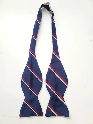 Pajarita ajustable a rayas azul marino, blanco y rojo de seda de gran tamaño de colección de los años 70.  Foto 1 de 4