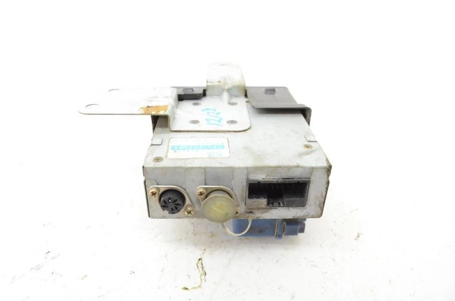 Módulo receptor volante Nissan 300zx 1987-1989 2+2 2569801P20  Foto 1 de 4