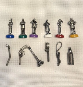 Parker Bros CLUE 50th Anniversary Board Game Parts Lot 6 Tokens 6 Weapons  - Picture 1 of 1