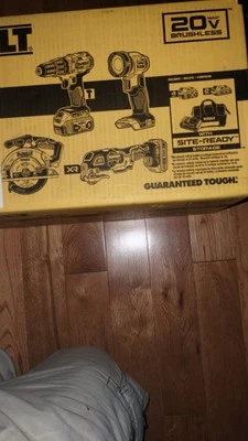 DEWALT DCKSS400D1M1 20V MAX Brushless Li-Ion 4-Tool Combo Kit (2 Ah/4 Ah) New - Image 1 of 4