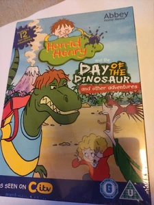 Horrid Henry - Day Of The Dinosaur DOUBLE DVD ❤️ PACK  Brand New & Sealed - Imagen 1 de 4