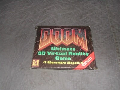 1993 DOOM 3D ORIGINAL ID SOFTWARE SHAREWARE gold meallion 3.5 FLOPPY 2 DISC SET - Image 1 of 4