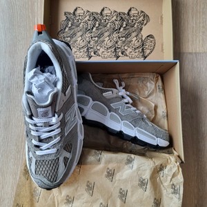 New Balance 574 Athletic Shoes for Men 