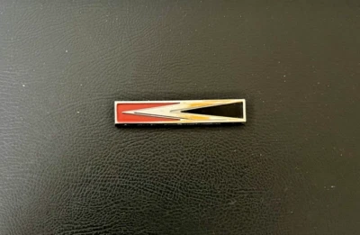 1971~1974 DODGE CHARGER DOOR/FRONT FENDER EMBLEM  NOS - Image 1 of 2