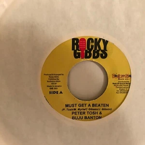 PETER TOSH &BUJU BANTON 45" VINYL SINGLE , MUST GET A BEATEN - Picture 1 of 2