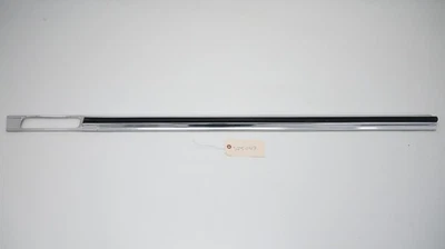 Camión Ford serie F 1973-1979 | 1978-1979 Bronco OEM guardabarros superior izquierdo moldura. Foto 1 de 4