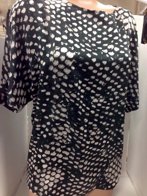 Cinta de manchas blancas negras y descoloridas Stella Mccartney cuello trasero talla 38 pequeña Foto 1 de 4