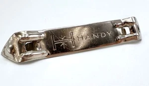 Llave de iglesia vintage "práctica" metal doble extremo abrelatas y botellas - Imagen 1 de 7
