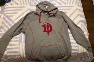 Dubuque Fighting Saints USHL XL Hoodie