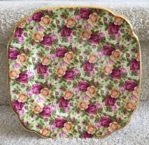 Royal Albert Bone China Old County Roses Chintz Plate Lunch/Dessert FREE SHIP - Picture 1 of 5