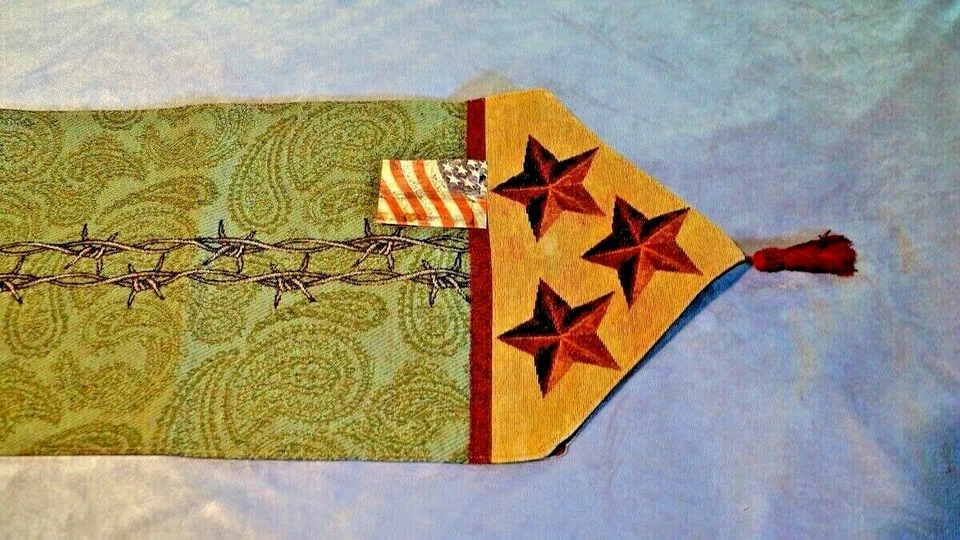 Western Star Table Runner (Texas Barbed Wire) Manual Woodworkers & Weavers -NEW - Image 1 of 4