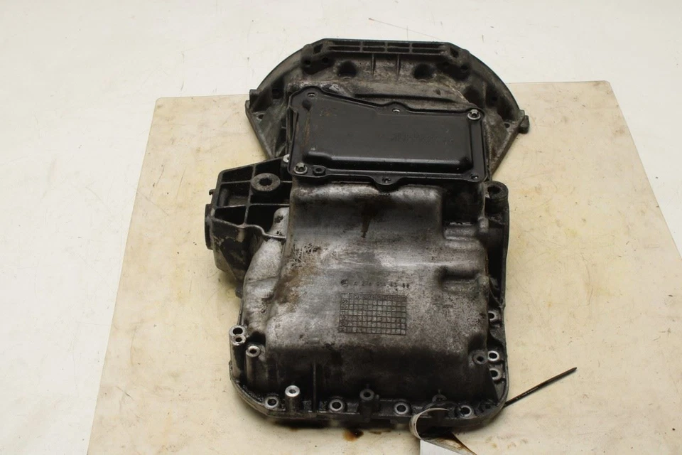 Panela de óleo superior e inferior do motor Mercedes-Benz E350 4Matic 3.5L 2012-16 2760105112 - Imagem 1 de 4