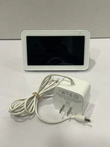 Amazon Echo H23K37 Smart Display Lautsprecher Weiß - Bild 1 von 13