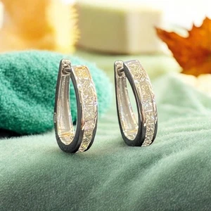 Exquisite 1.08 Cts Princess Diamond Unisex Hoop Earrings 18K White Gold - Picture 1 of 12